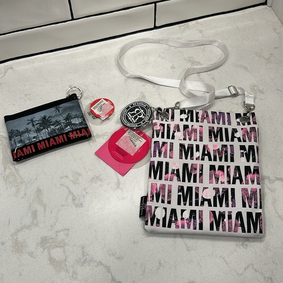 Robin Ruth White and Pink Miami Crossbody Bag & Coin Purse NWT - Picture 5 of 12